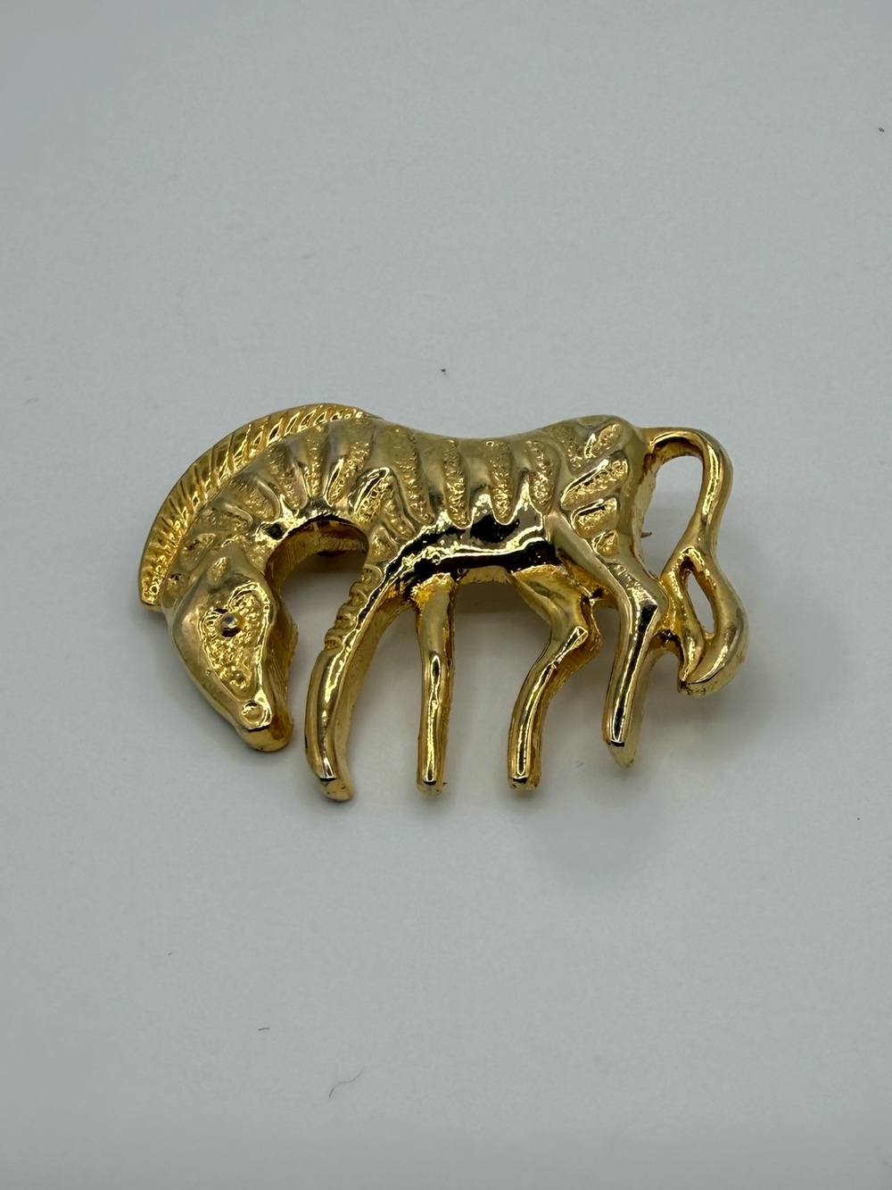 Vintage Gold Tone Zebra Brooch Pin Figural Animal Safari Jewelry